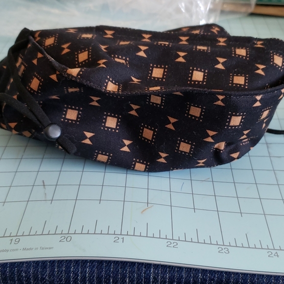 Mask, face masks - Picture 2 of 2